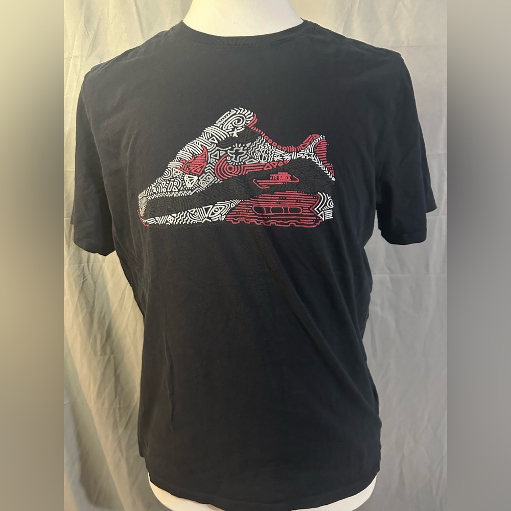 Nike Air Max T-Shirt size XL